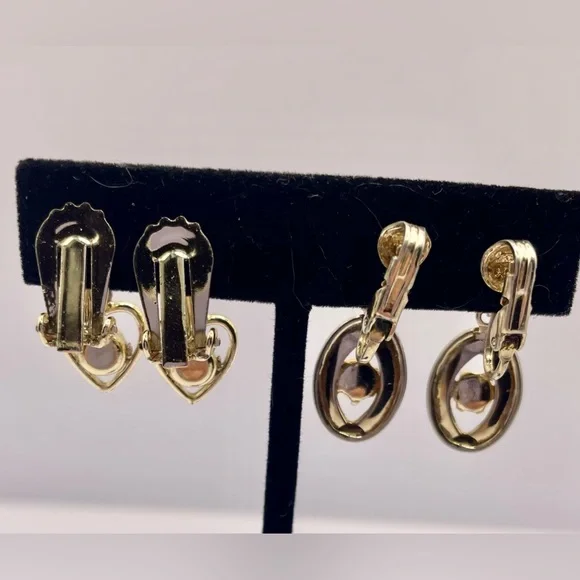3 for $30 Two Pairs of Vintage Gold Tone Clip On Earrings with Faux Pearls - Picture 4 of 5